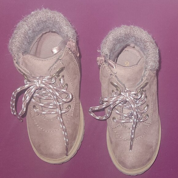 Kids Old Navy Brown Low Cut Boots Size 8 toddler - Picture 2 of 6